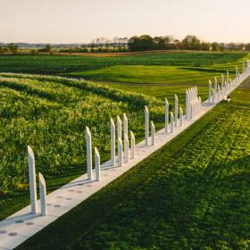 Den lange hvide pallisade